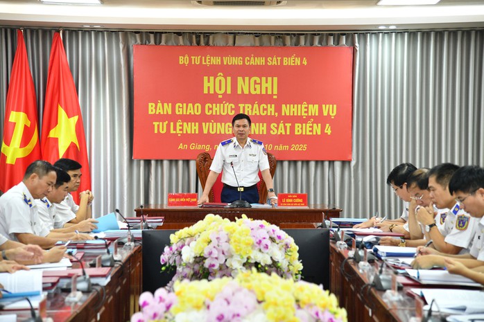 Nhân sự mới của Bộ Tư lệnh Vùng Cảnh sát biển 4 - Ảnh 1.