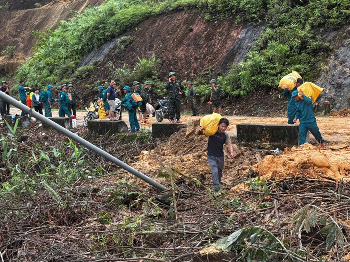Dự báo mưa lớn tại Đà Nẵng: Yêu cầu xả nước các thủy điện để đón lũ - Ảnh 2. Dự báo mưa lớn tại Đà Nẵng: Yêu cầu xả nước các thủy điện để đón lũ - Ảnh 2.