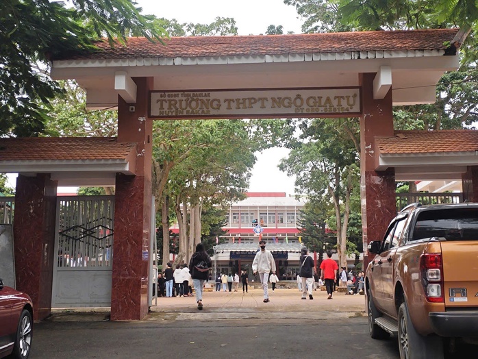 - Ảnh 1.  - Ảnh 1.