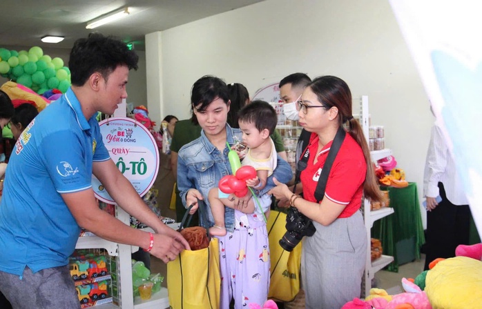 Chuyến xe vạn tình và hơn thế nữa - Ảnh 1.