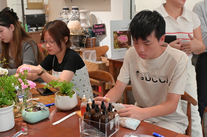 Hết lòng phụng sự cộng đồng - Ảnh 5.