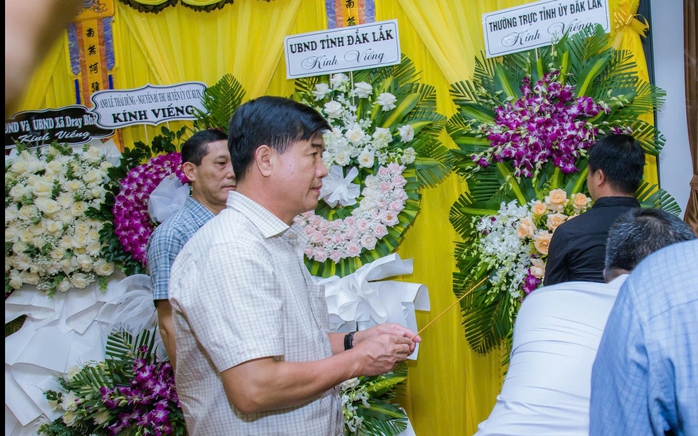Nữ tài xế say rượu tông trúng chủ tịch xã , gây ra bi kịch đau lòng - Ảnh 1.