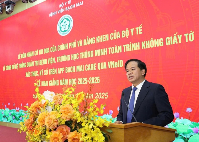 Khám chữa bệnh dễ dàng với ký số trên VNeID - Ảnh 1.