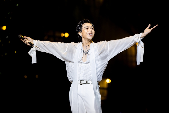 SOOBIN "chơi lớn"   - Ảnh 1.