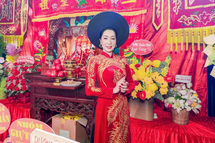 NSND Trịnh Kim Chi dùng 360 triệu tiền cúng Tổ để giúp bà con vùng lũ lụt   - Ảnh 5.