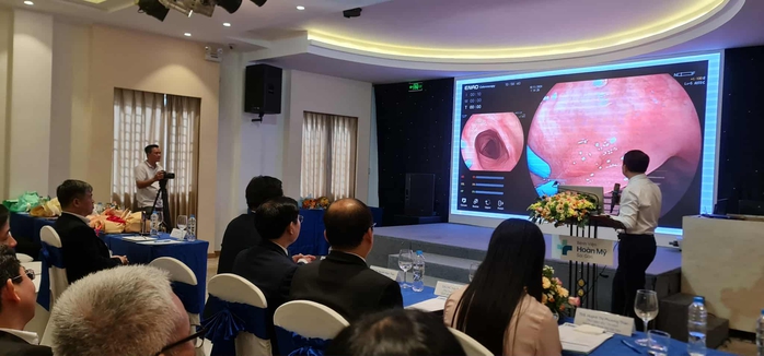 "Trình làng" nhiều công nghệ mới điều trị các bệnh về đường tiêu hóa - Ảnh 1.