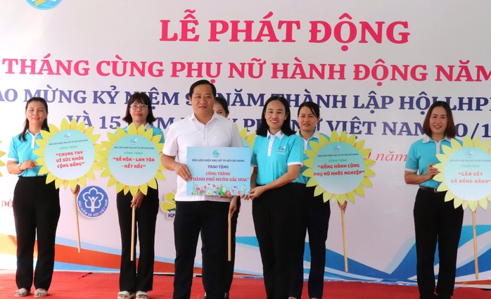 Phát động Tháng cùng phụ nữ hành động lần thứ 3 tại TP HCM - Ảnh 1.