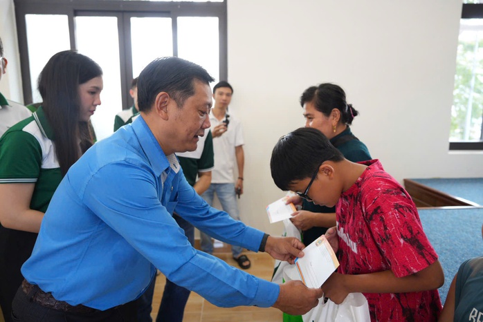 Thiếu nhi ở Đặc khu Côn Đảo vui Tết Trung thu - Ảnh 3.