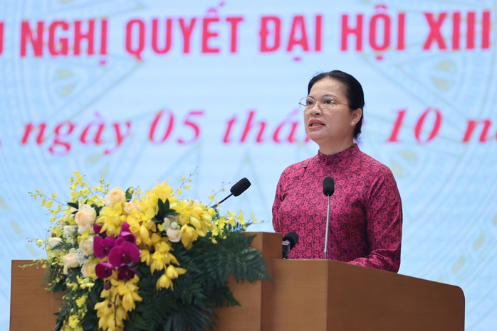 Thủ tướng phát động đợt thi đua cao điểm lập thành tích chào mừng Đại hội XIV của Đảng - Ảnh 2.