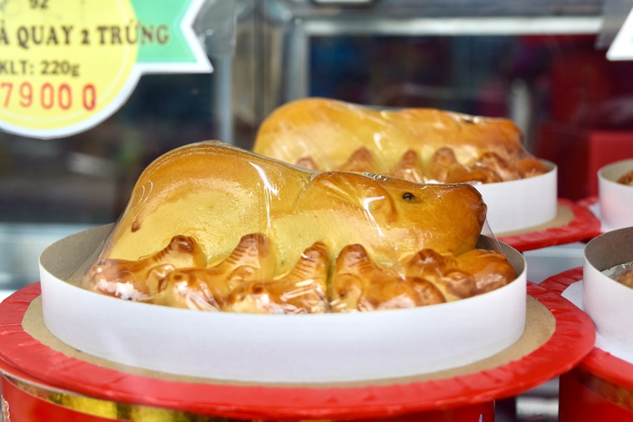 Những lò bánh trung thu lâu đời ở Chợ Lớn, TP HCM - Ảnh 1.