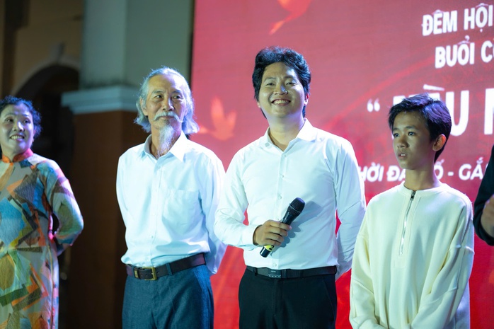 Huy Bụt Film chiếu phim "Màu Mang Thít" thắp lại hồn nghề tại Vĩnh Long - Ảnh 1.