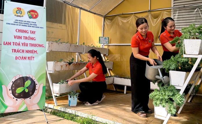 Ra mắt loạt công trình Vườn cây Công đoàn, Thành phố muôn sắc hoa - Ảnh 1.