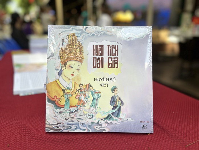 Bộ sách tô màu khiến giới trẻ “mê” văn hóa dân gian - Ảnh 2.
