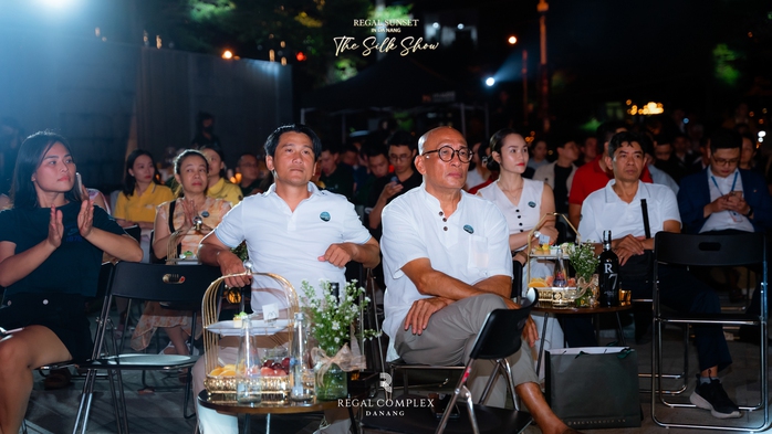 Regal Sunset in Da Nang - The Silk Show: Điểm hẹn thưởng lãm nghệ thuật cuối tuần dành cho giới tinh hoa - Ảnh 4.