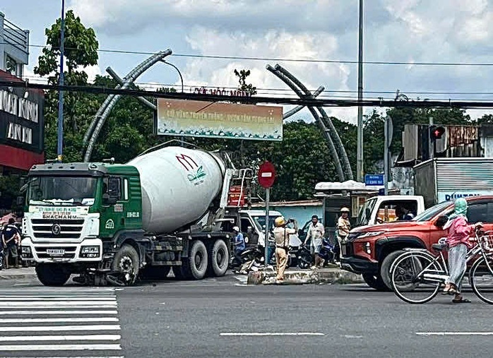 Tai nạn giao thông nghiêm trọng ở - Ảnh 1.