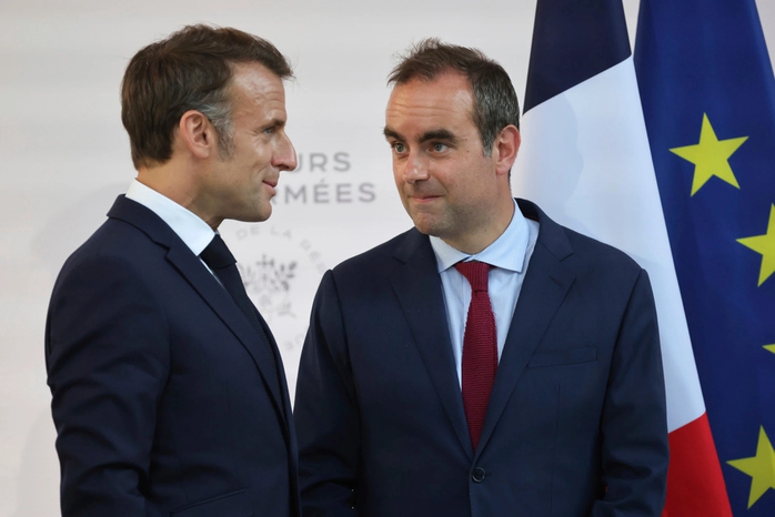 Thế khó của Tổng thống Pháp Emmanuel Macron - Ảnh 1.