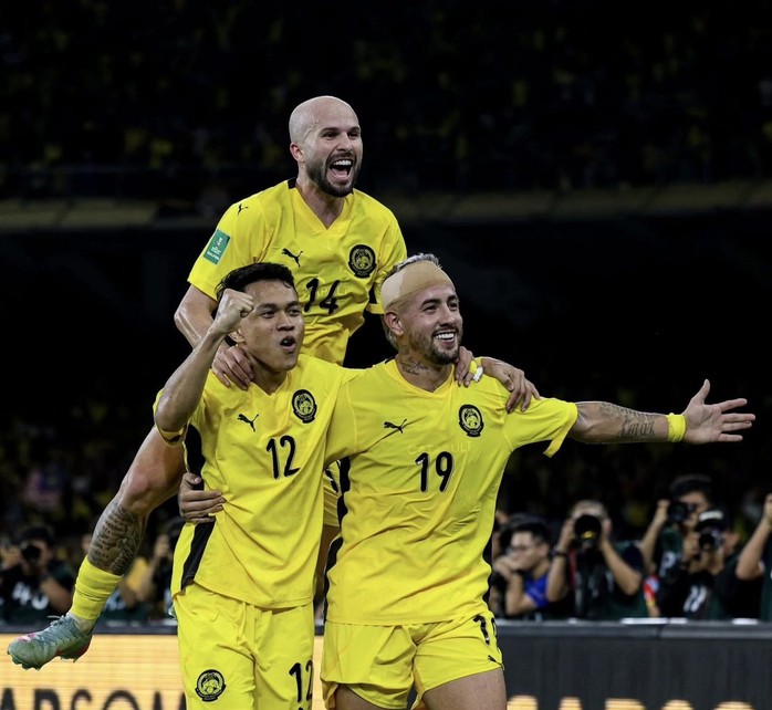FIFA tung chứng cứ Malaysia giả giấy tờ, thời gian 39 ngày chờ AFC phán quyết - Ảnh 2.