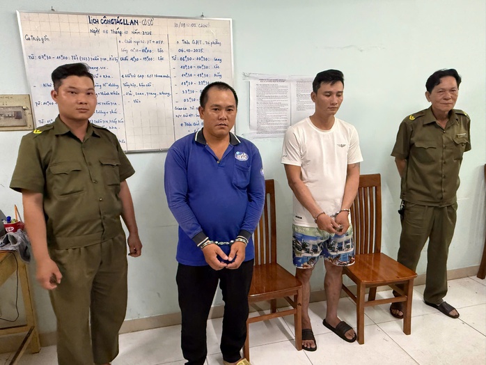 Khám xét 2 địa chỉ, Công an TP HCM bắt giam 2 người  - Ảnh 1.