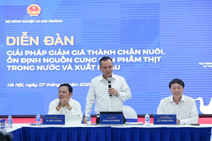 Hé lộ mô hình chung cư nuôi heo: Giải pháp mới cho ngành chăn nuôi Việt Nam - Ảnh 1.