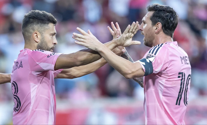 Siêu đồng đội tuyên bố giải nghệ, Lionel Messi nói lời gan ruột - Ảnh 5.