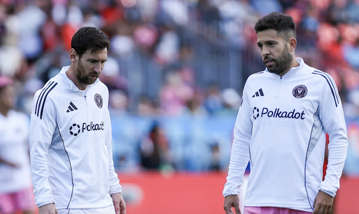 Siêu đồng đội tuyên bố giải nghệ, Lionel Messi nói lời gan ruột - Ảnh 4.