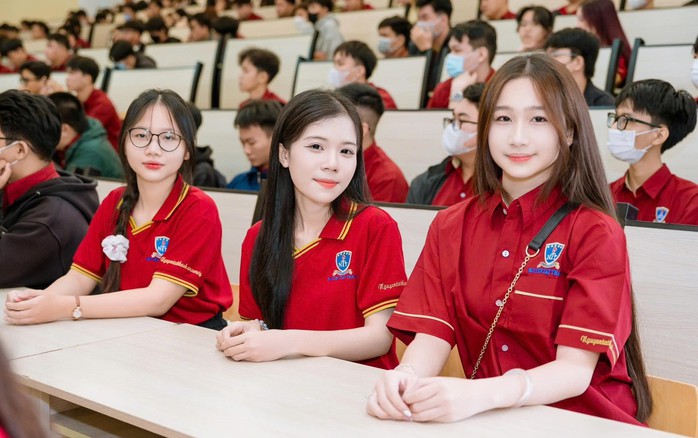Trường ĐH Nguyễn Tất Thành lần đầu xếp hạng trong Bảng xếp hạng THE - Ảnh 1.