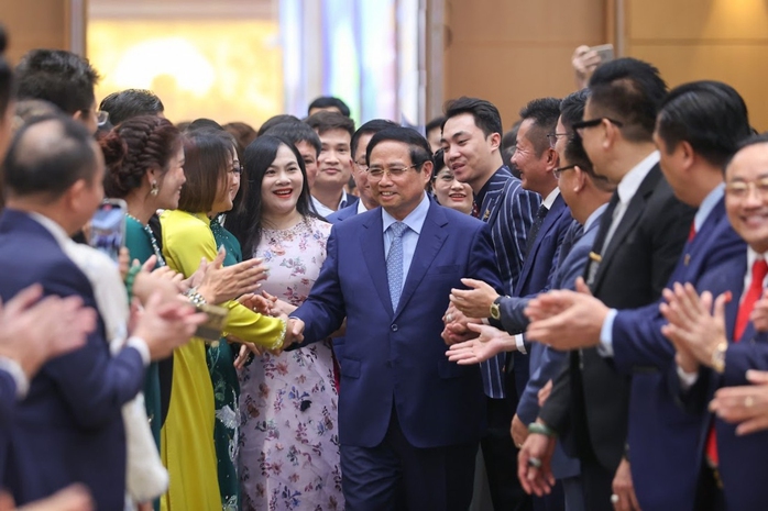 Chính phủ và doanh nghiệp cùng nhau phát triển kinh tế bền vững Tại Việt Nam - Ảnh 1. Chính phủ và doanh nghiệp cùng nhau phát triển kinh tế bền vững Tại Việt Nam - Ảnh 1.