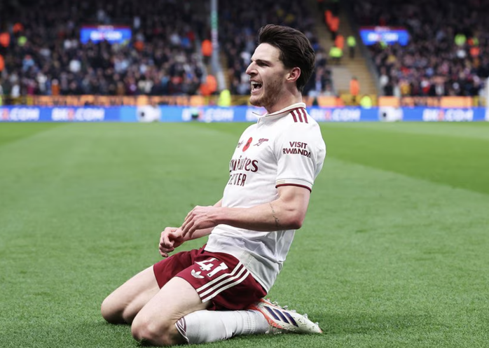 Arsenal bùng nổ mạch chiến thắng, độc chiếm đỉnh bảng Ngoại hạng - Ảnh 4.