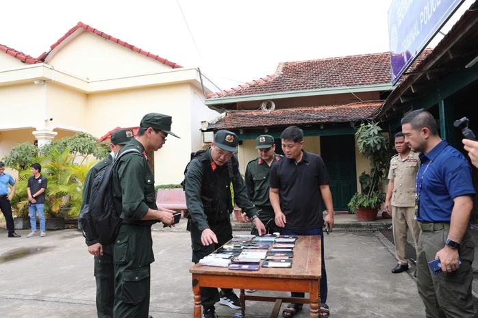 Tổ chức lừa đảo do nữ người Việt điều hành chiếm đoạt hơn 300 tỉ đồng của 8.000 người dân - Ảnh 2.