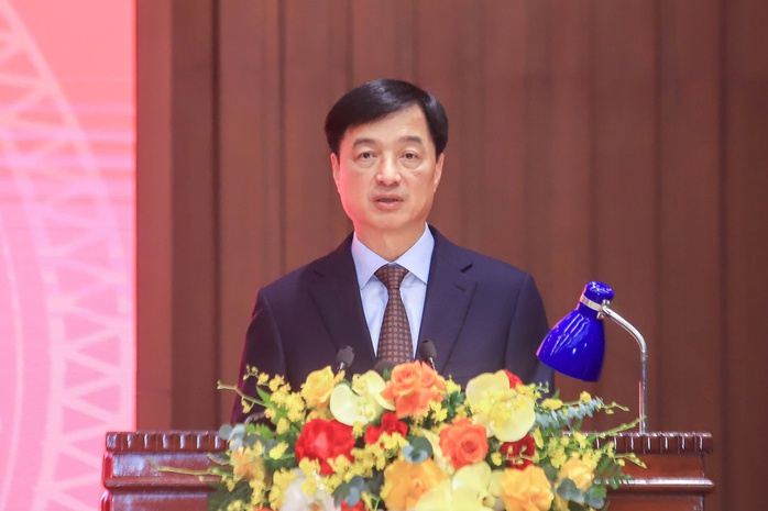 Tân Phó Bí thư Thành ủy Hà Nội Nguyễn Đức Trung cam kết vì lợi ích nhân dân - Ảnh 1.