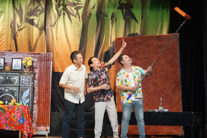 Khóc cười với Minh Nhí, Mai Ka, Lê Nam trong vở "Cô gái triệu đô" - Ảnh 2.