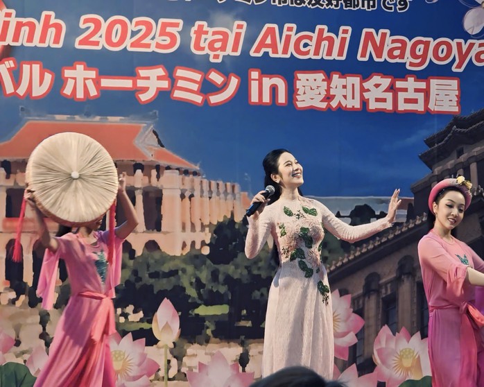 "Ngọc nữ bolero" Tố My trở lại sau biến cố sức khỏe - Ảnh 1.