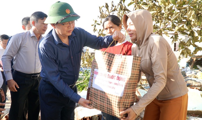 Gia Lai công bố tình huống khẩn cấp sau thiệt hại nặng do bão số 13 Kalmaegi - Ảnh 2.