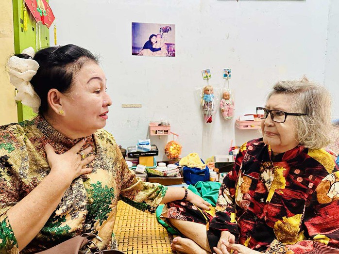 Xúc động nghẹn ngào khi Kiều Mỹ Dung gặp lại Diệu Hiền - Ảnh 4.