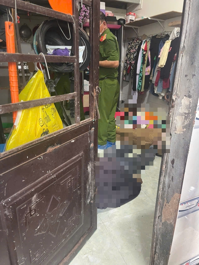 Cảnh sát điều tra vụ 3 thi thể trong phòng trọ ở Đồng Tháp gây chấn động - Ảnh 2.