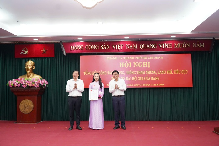 Báo Người Lao Động đoạt 3 giải báo chí về công tác phòng, chống tham nhũng, lãng phí, tiêu cực  - Ảnh 2.