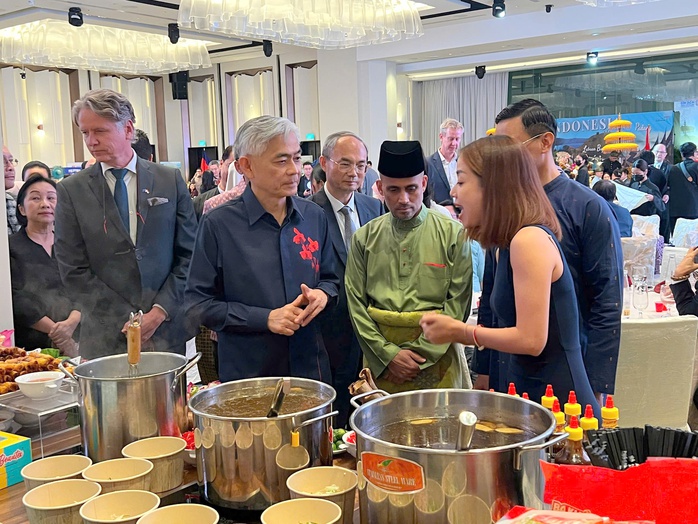 Phở Sen SASCO represents Vietnamese cuisine at ASEAN Gala Night 2025 - Ảnh 2.