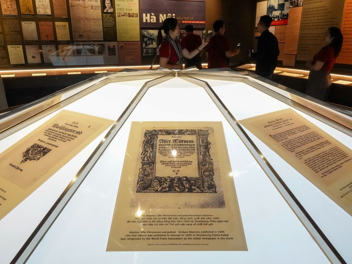 Đoàn cán bộ tuyên giáo TP HCM thăm Bảo tàng Báo chí Việt Nam ghi dấu lịch sử - Ảnh 10.