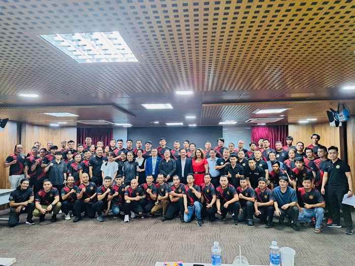 Khai giảng Lớp tập huấn Luật thi đấu MMA Việt Nam 2025 tại TP HCM - Ảnh 1.