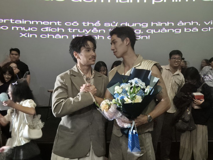 Hồng Ánh, Kiến An hết lòng hỗ trợ người trẻ - Ảnh 12.