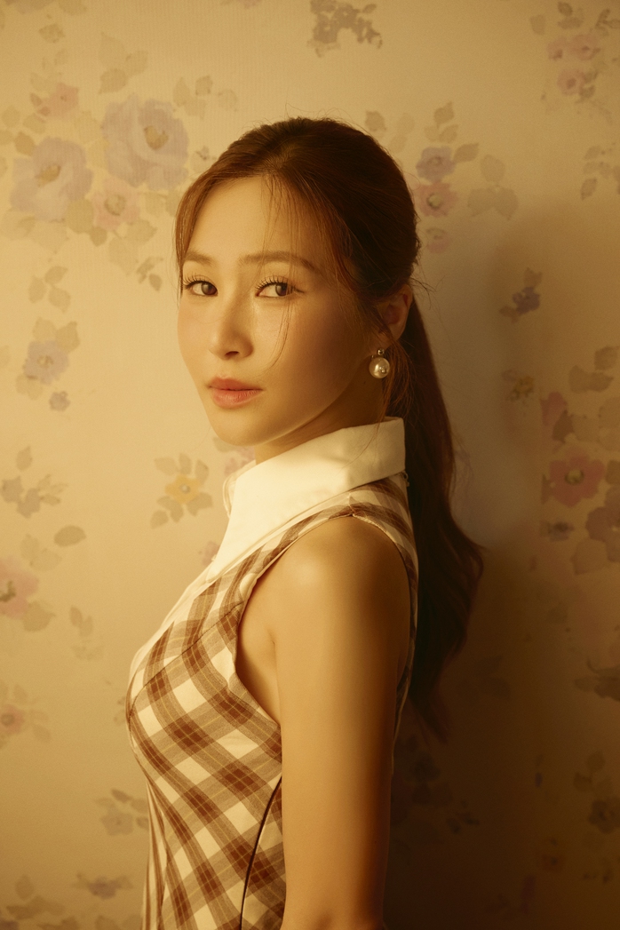 Hương Tràm trở lại bằng sở trường - Ảnh 1.