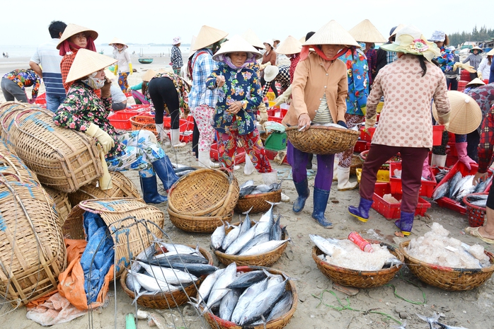 Chả cá Phước Hải nức tiếng gần xa - Ảnh 1.