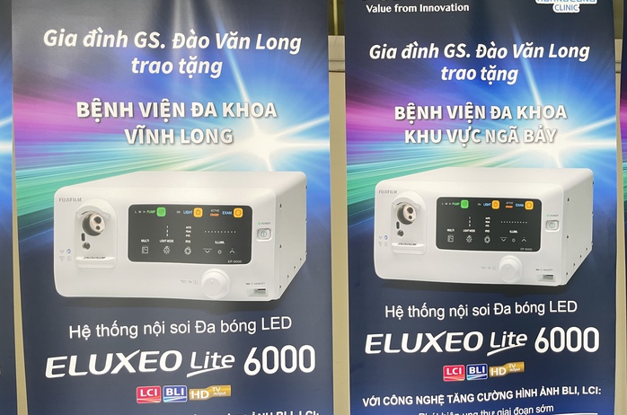 Giáo sư y khoa tặng 10 máy nội soi xịn cho bệnh viện cơ sở - Ảnh 2.