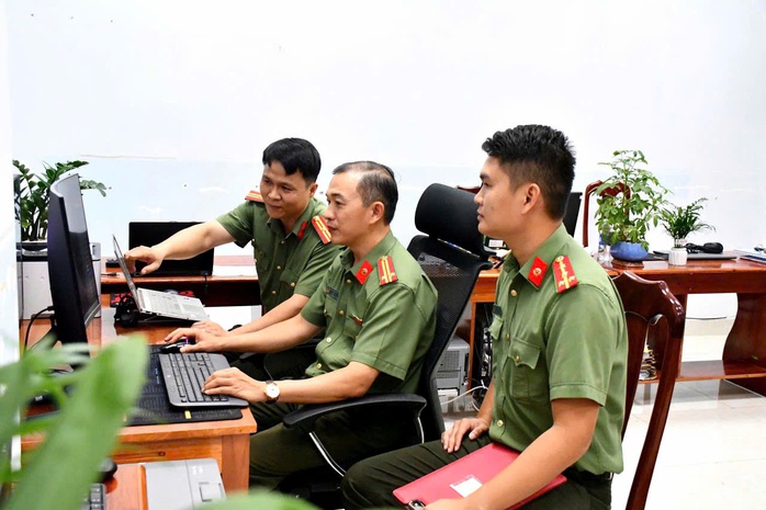 Fanpage Công an Đà Nẵng cán mốc 302 . 000 Lượt theo dõi , lan tỏa pháp luật hiệu quả - Ảnh 2.