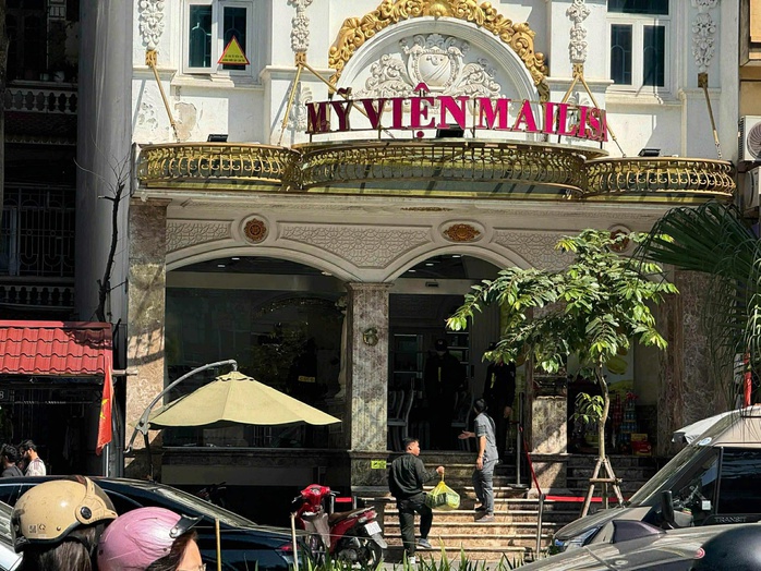 Cảnh sát kiểm tra thẩm mỹ viện Mailisa ở Hà Nội: Diễn biến bất ngờ - Ảnh 2. Cảnh sát kiểm tra thẩm mỹ viện Mailisa ở Hà Nội: Diễn biến bất ngờ - Ảnh 2.
