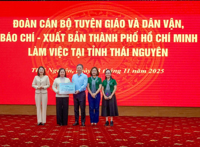 Đoàn cán bộ tuyên giáo và dân vận, báo chí- xuất bản TPHCM làm việc với tỉnh Thái Nguyên - Ảnh 5.