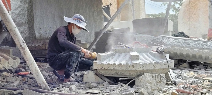 Nghề “thổi hồn” vào đá - Ảnh 1.