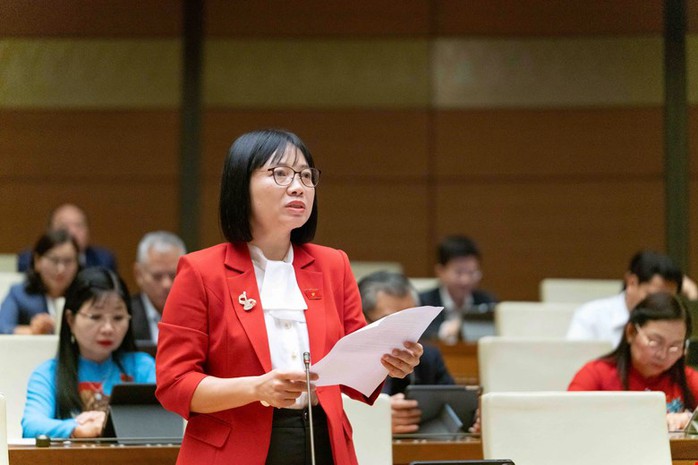 Bộ trưởng Đỗ Thanh Bình lần đầu giải trình trước Quốc hội về quy định quản lý viên chức - Ảnh 2.