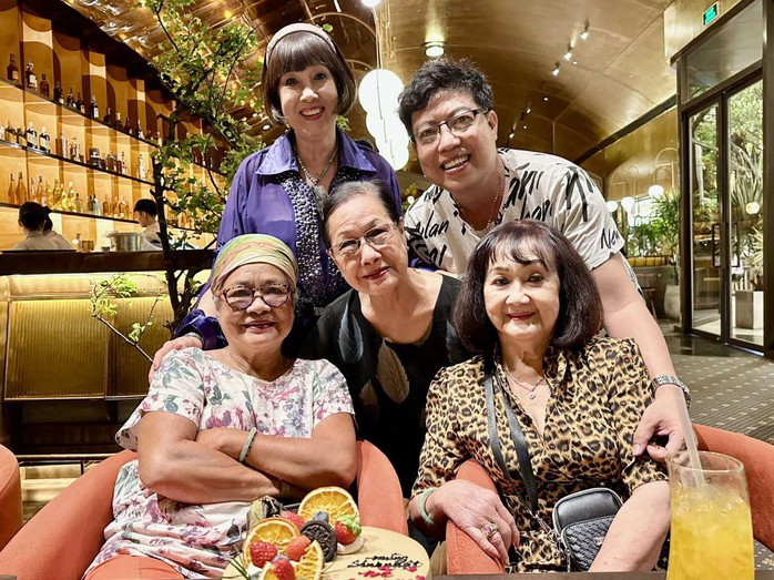 Mừng thọ tuổi 80, nghệ sĩ Trang Bích Liễu mong ước điều gì? - Ảnh 3.