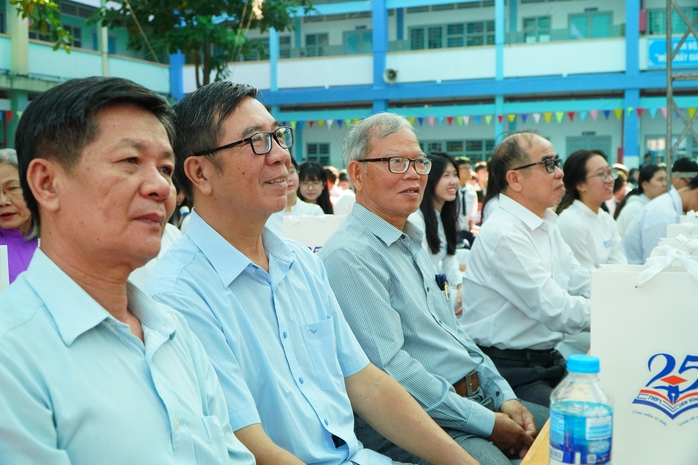 25 năm hành trình chuyển mình rực rỡ từ trường học "3 không" - Ảnh 3.